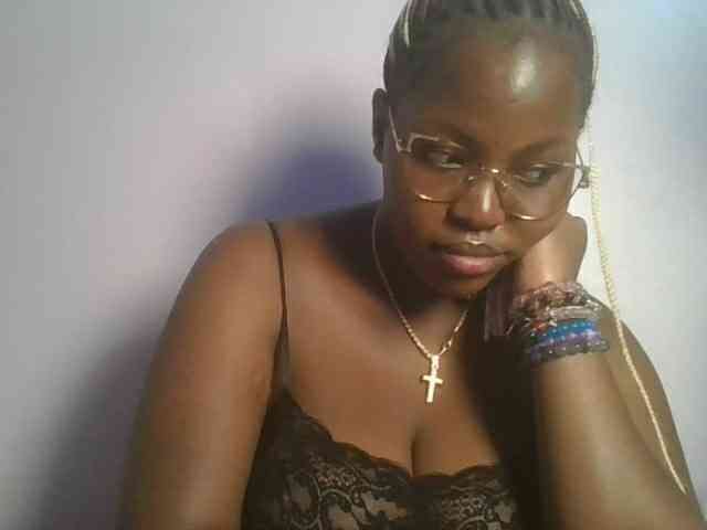 CuteTinkerbella Live Webcam on BongaCams