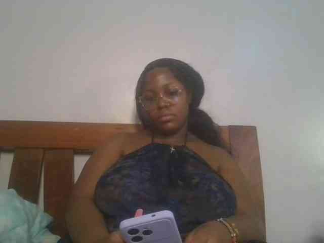 CuteTinkerbella webcam