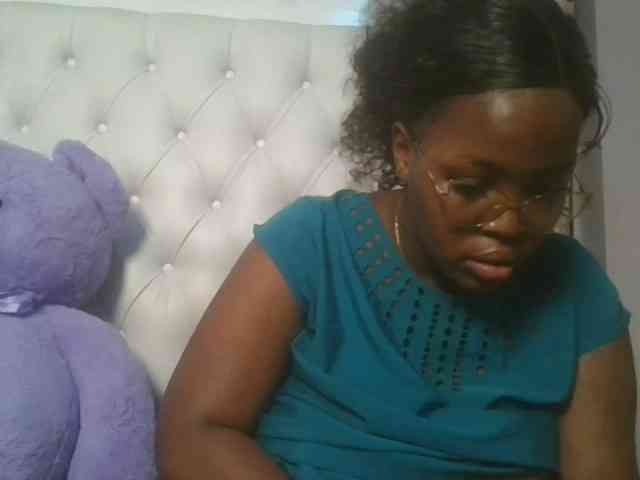 CuteTinkerbella webcam