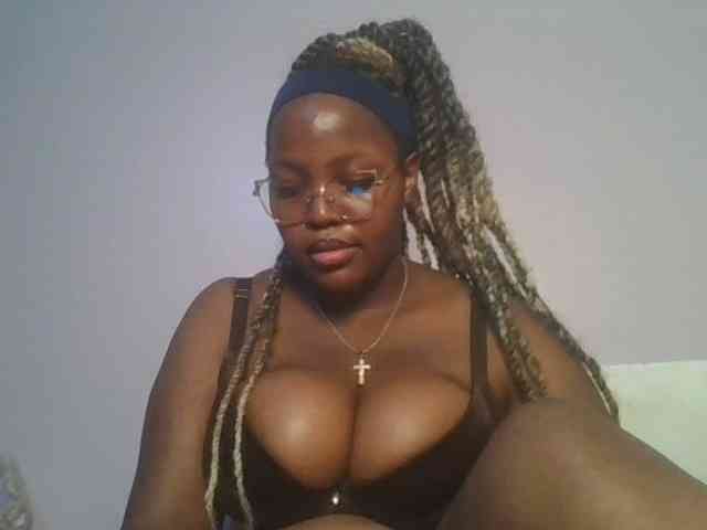 CuteTinkerbella webcam