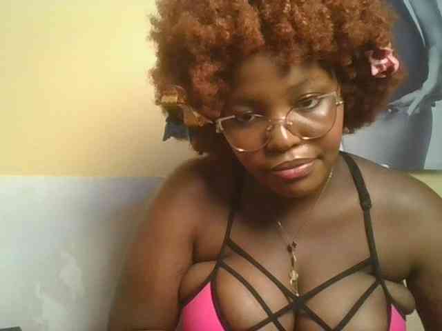 CuteTinkerbella webcam