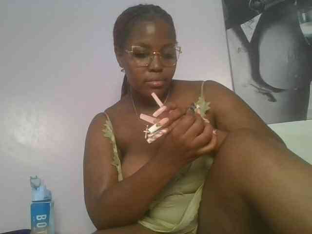 CuteTinkerbella webcam