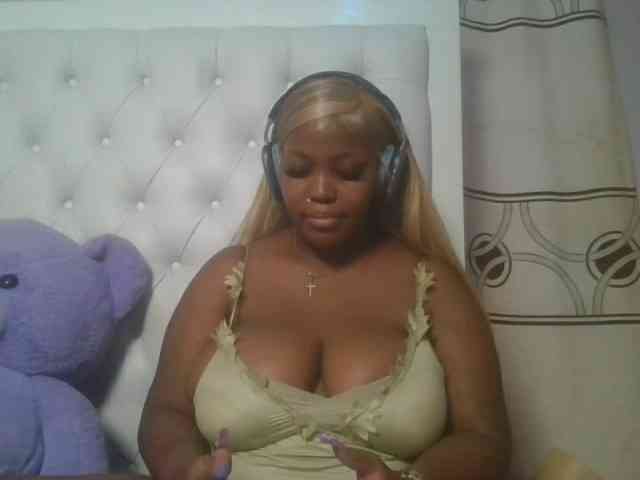 CuteTinkerbella webcam