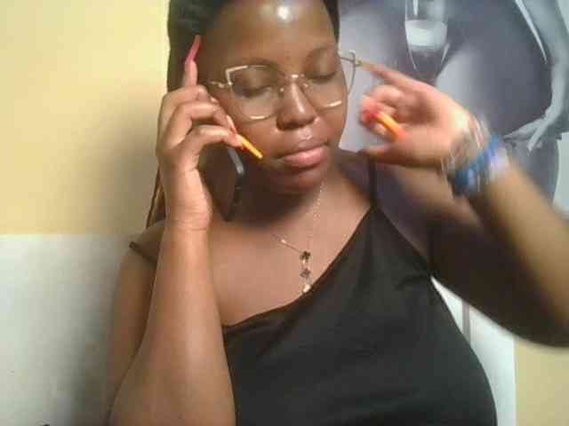 CuteTinkerbella webcam