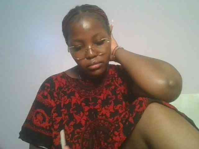 CuteTinkerbella webcam