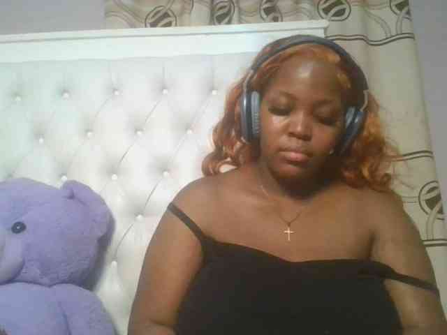 CuteTinkerbella webcam