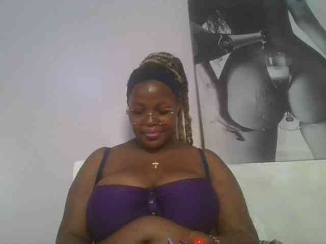 CuteTinkerbella webcam