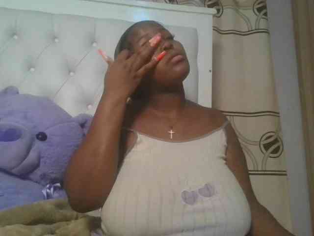 CuteTinkerbella webcam