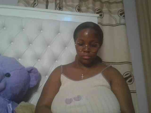 CuteTinkerbella webcam