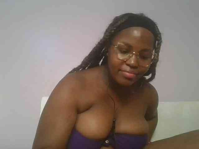 CuteTinkerbella webcam