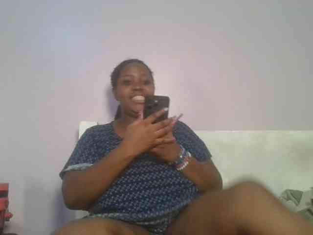 CuteTinkerbella webcam