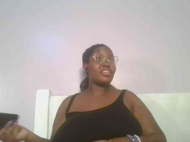 CuteTinkerbella webcam