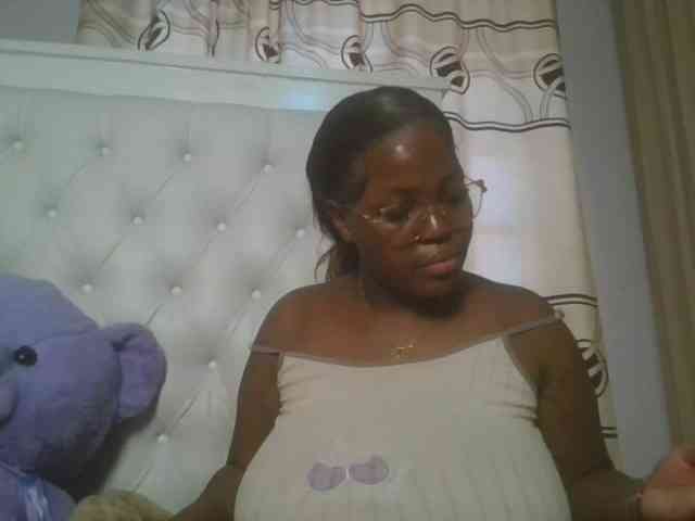 CuteTinkerbella webcam