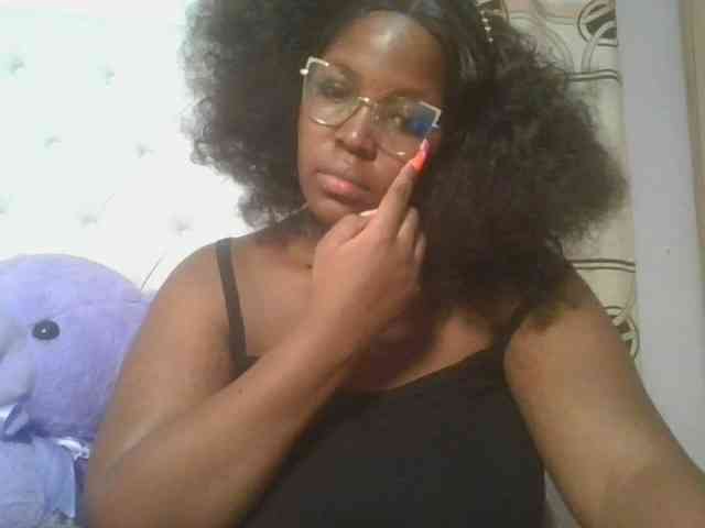 CuteTinkerbella webcam