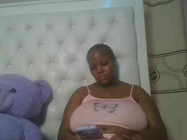 CuteTinkerbella webcam