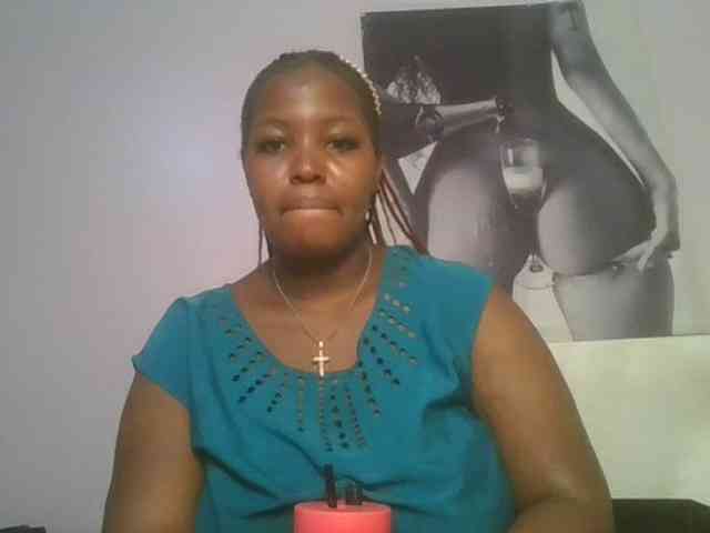 CuteTinkerbella webcam