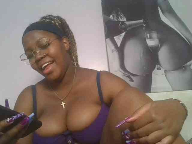 CuteTinkerbella webcam