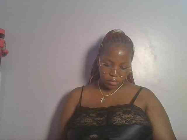 CuteTinkerbella webcam