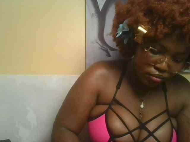 CuteTinkerbella webcam