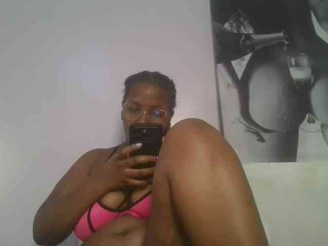 CuteTinkerbella webcam