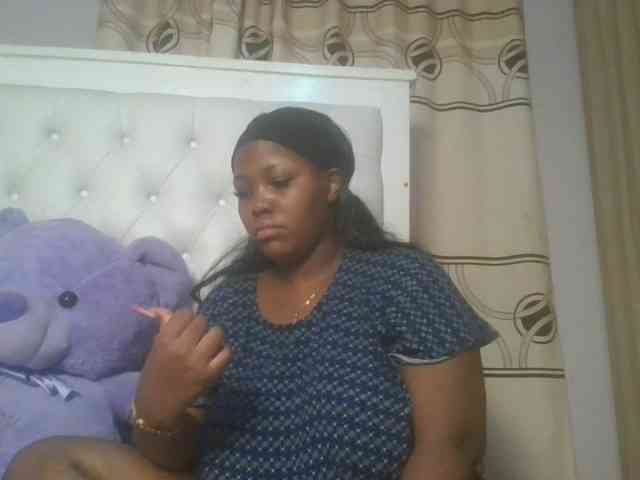 CuteTinkerbella webcam