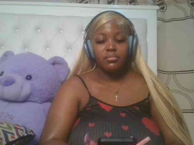 CuteTinkerbella webcam