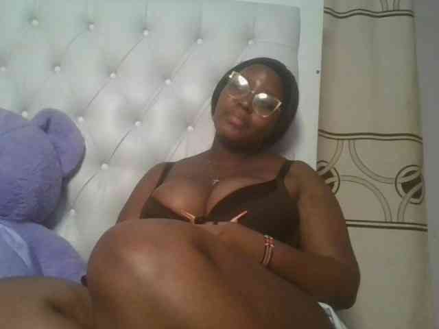 CuteTinkerbella webcam