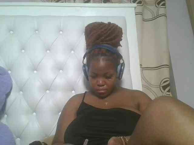 CuteTinkerbella webcam