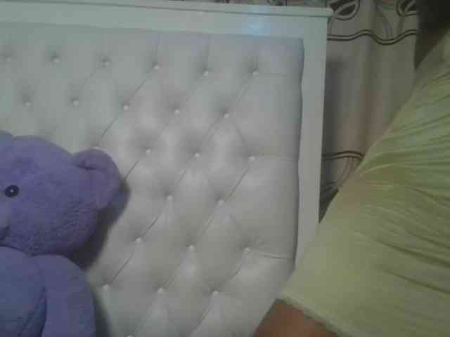 CuteTinkerbella webcam