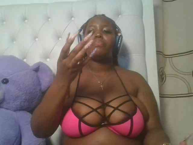 CuteTinkerbella webcam