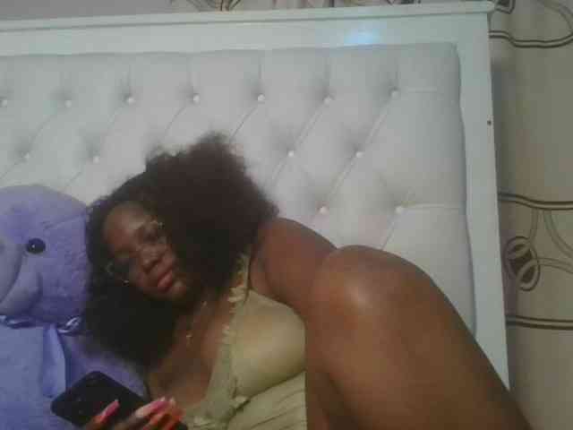 CuteTinkerbella webcam