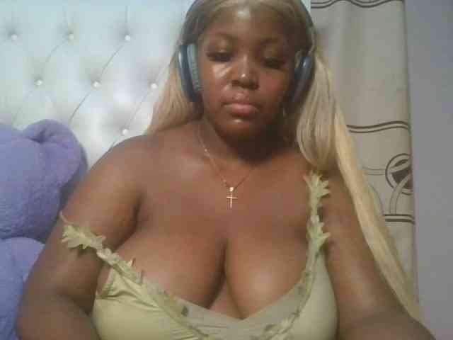 CuteTinkerbella webcam