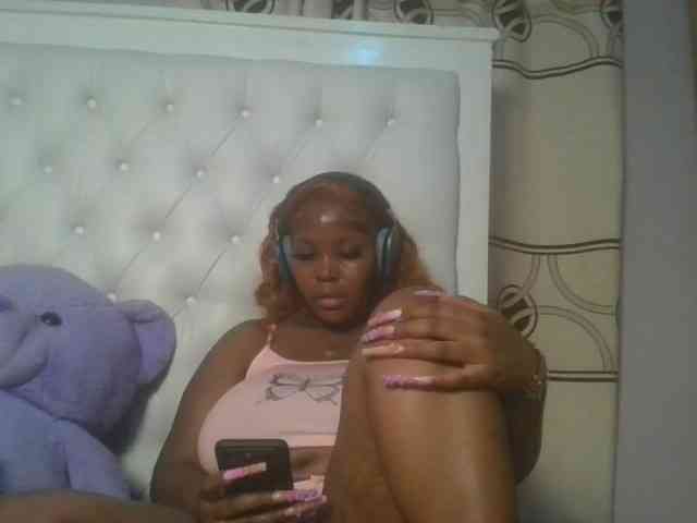 CuteTinkerbella webcam