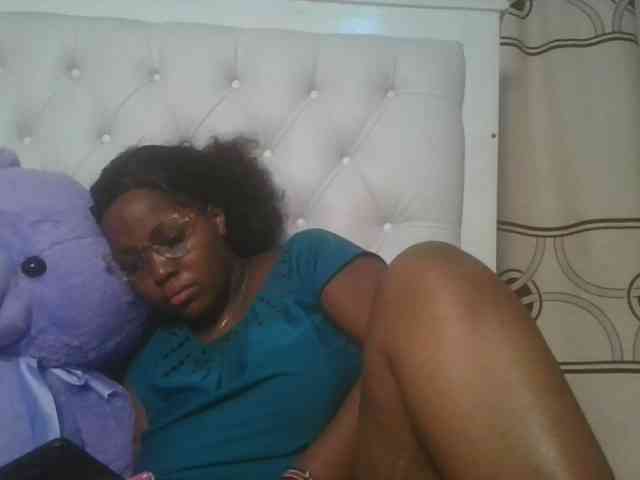 CuteTinkerbella webcam