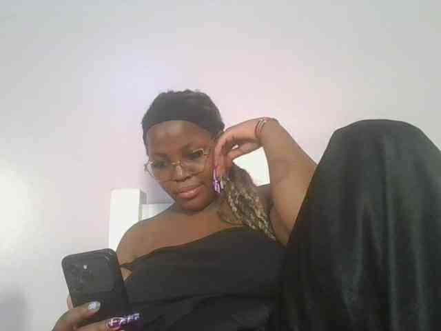 CuteTinkerbella webcam