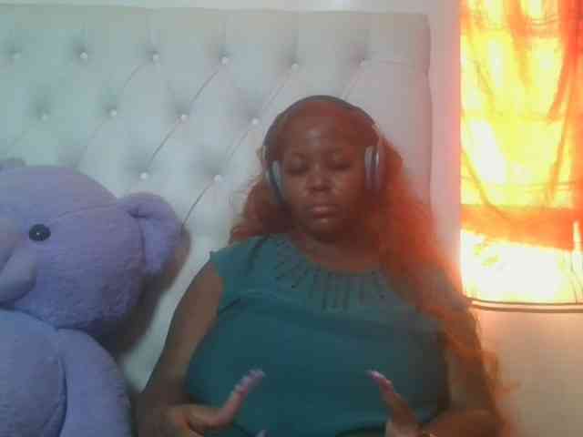 CuteTinkerbella webcam