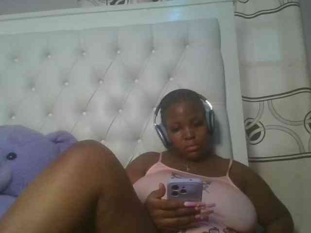 CuteTinkerbella webcam