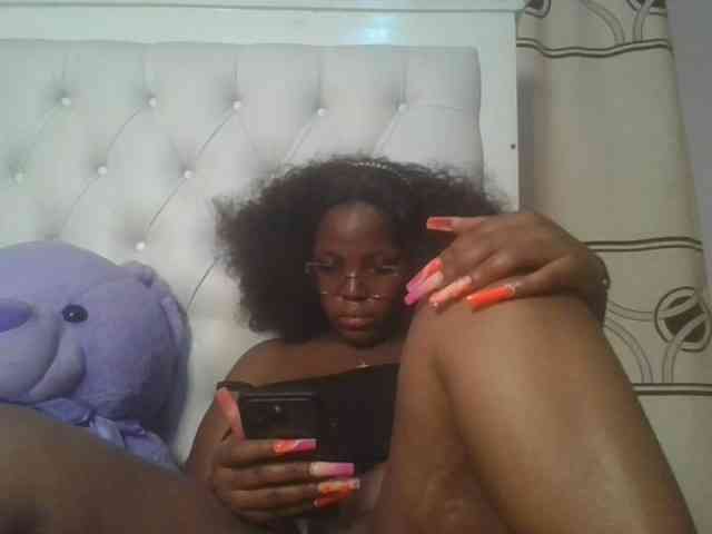 CuteTinkerbella webcam