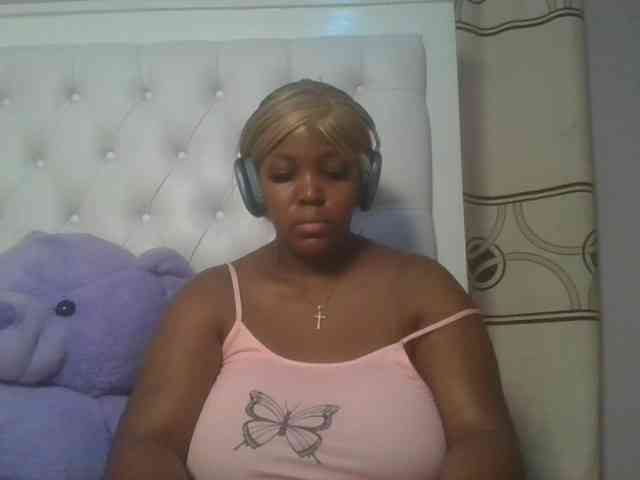 CuteTinkerbella webcam