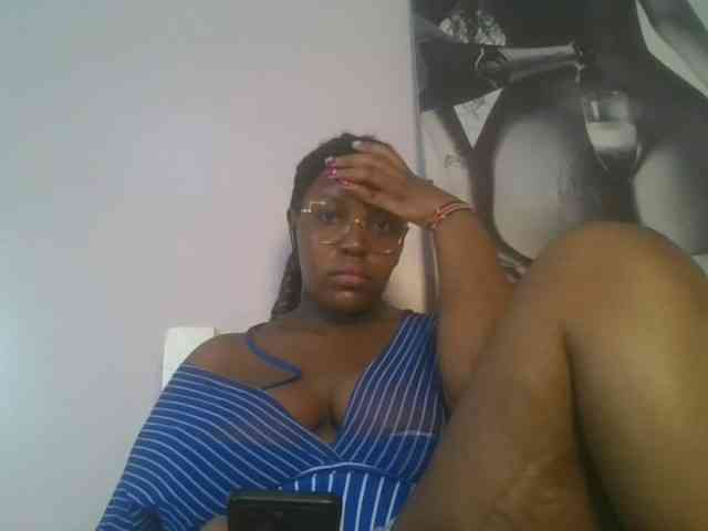 CuteTinkerbella webcam