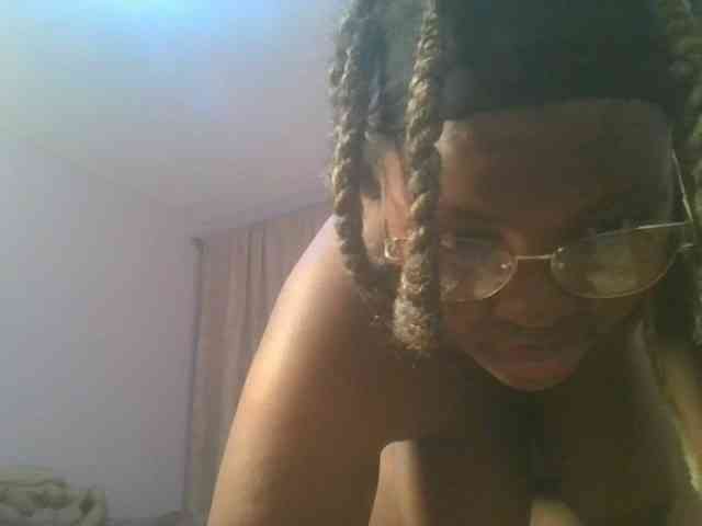 CuteTinkerbella webcam