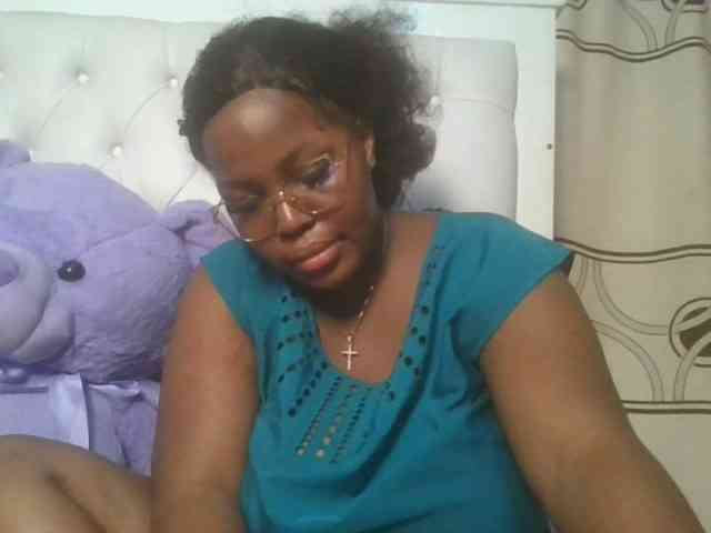 CuteTinkerbella webcam