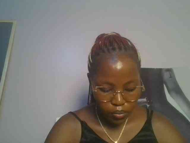 CuteTinkerbella webcam