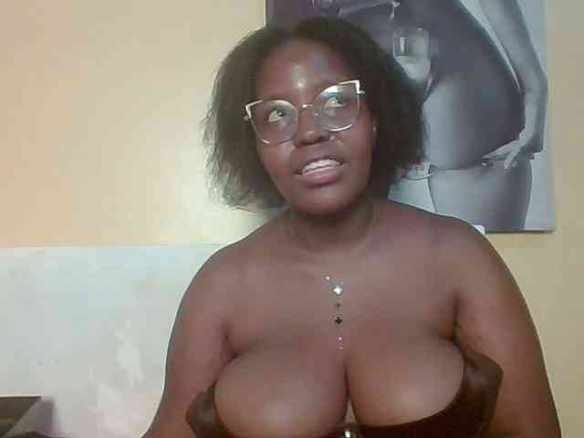 CuteTinkerbella webcam