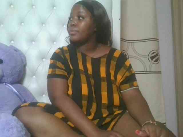 CuteTinkerbella webcam