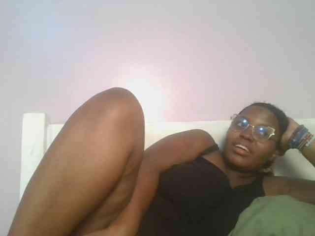 CuteTinkerbella webcam