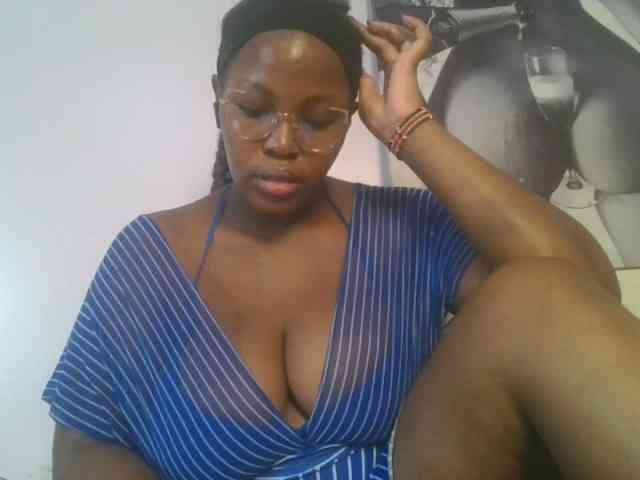 CuteTinkerbella webcam