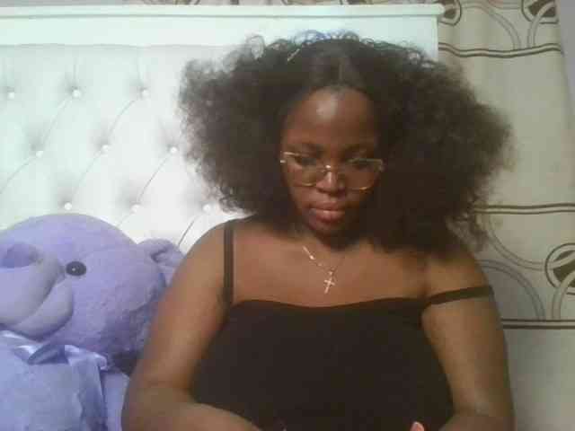 CuteTinkerbella webcam