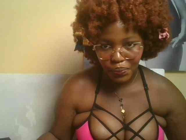 CuteTinkerbella webcam