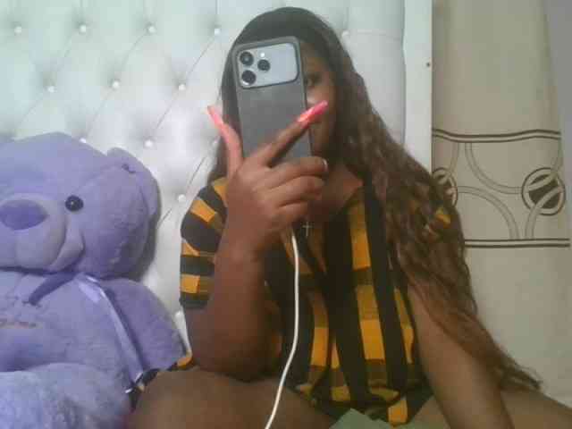 CuteTinkerbella webcam